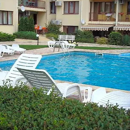 Отель Seapark Homes Neshkov