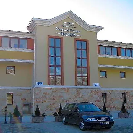 Отель Seapark Homes Neshkov